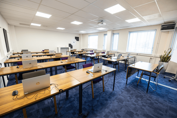 Computerruimte huren Utrecht lunetten