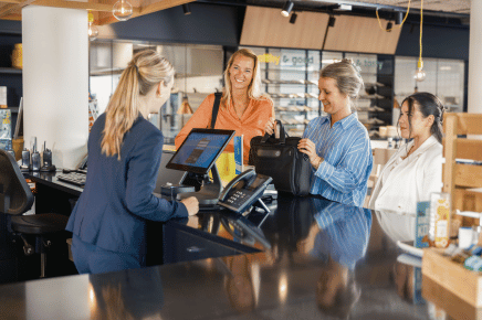 professionele evenementenlocatie Aristo meeting center die klaarstaat voor ontvangst van deelnemers.